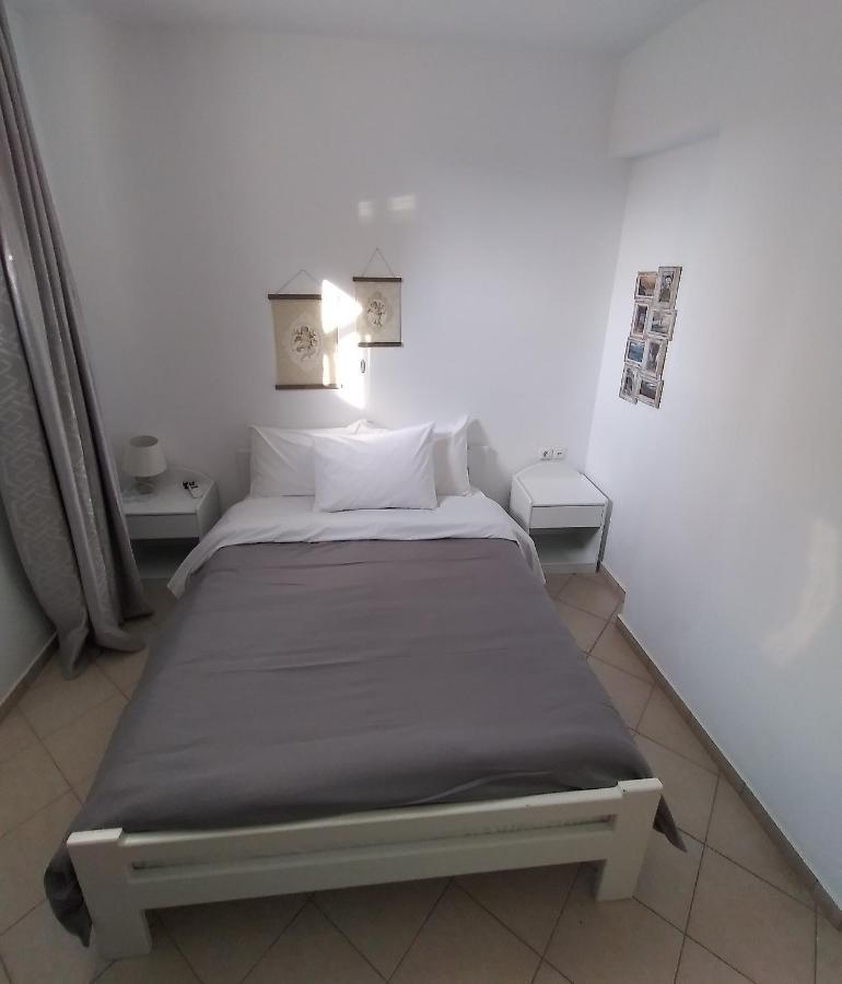 Albatross Seafront House Apartment Naxos City ภายนอก รูปภาพ